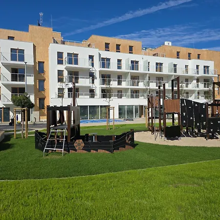 Konik Morski - Jacuzzi, Sauny, Sala Zabaw, Siłownia, Blisko Apartament Jastrzębia Góra