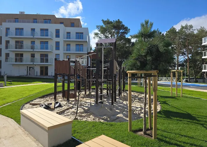 Apartment Konik Morski - Jacuzzi, Sauny, Sala Zabaw, Silownia, Blisko Plaza Jastrzębia Góra